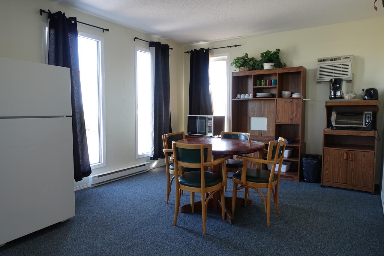 Armada Inn Motel Unity Zewnętrze zdjęcie
