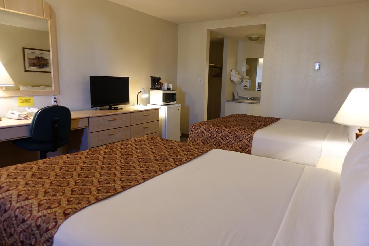 Armada Inn Motel Unity Zewnętrze zdjęcie
